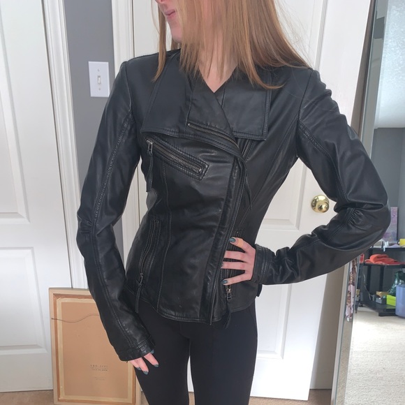 Danier leather - genuine leather jacket - Picture 5 of 7